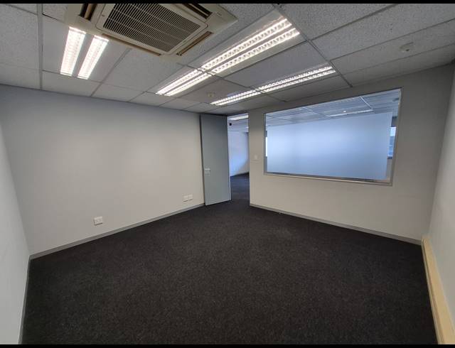 322M² OFFICE TO LET IN SANDTON CENTRAL